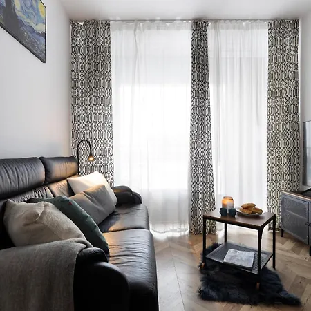 Elite Chlebova Premium Апартаменты *