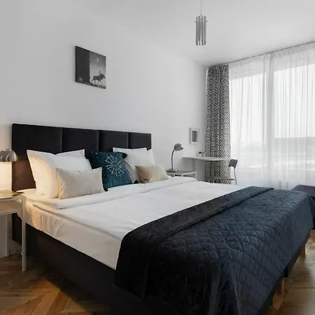 Elite Chlebova Premium Апартаменты Гданьск